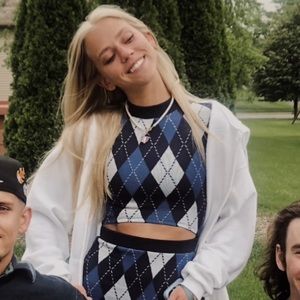 Meet your Posher, Alyssa